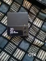Samsung z flip 4[8/256] exchange bhi ho jayega
