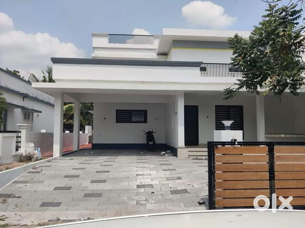 3000SQFT,10CENT HOUSE FOR SALE VENKOTTA