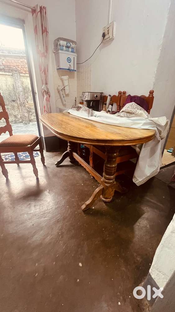 sheesham dining table with 4 chair cushioned