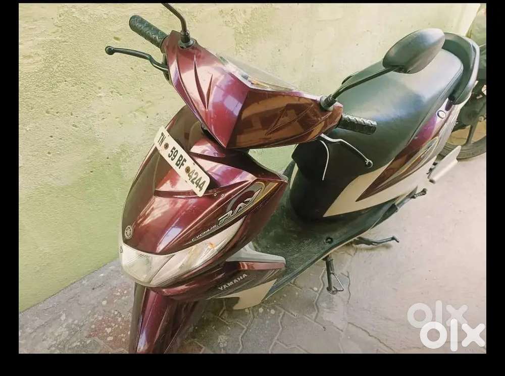 Yamaha ray 2015