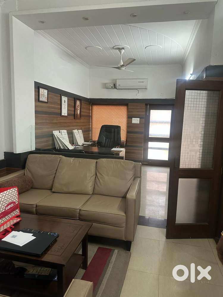 8 marla facing park house in sector -22 chandigarh
