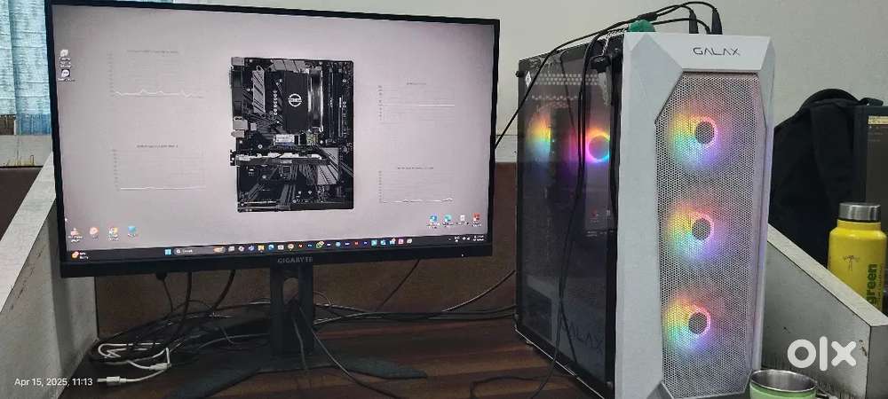 i5 12th gen processor with 3060 graphic card and 27 inch 2k monitor