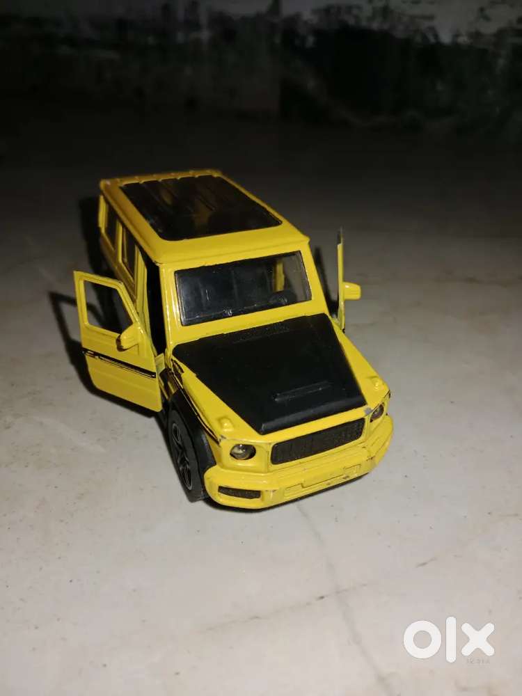 G wagon metal toy