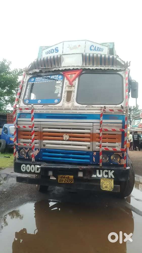 2019 model paper complete good condition running vehicle 16 tyre
