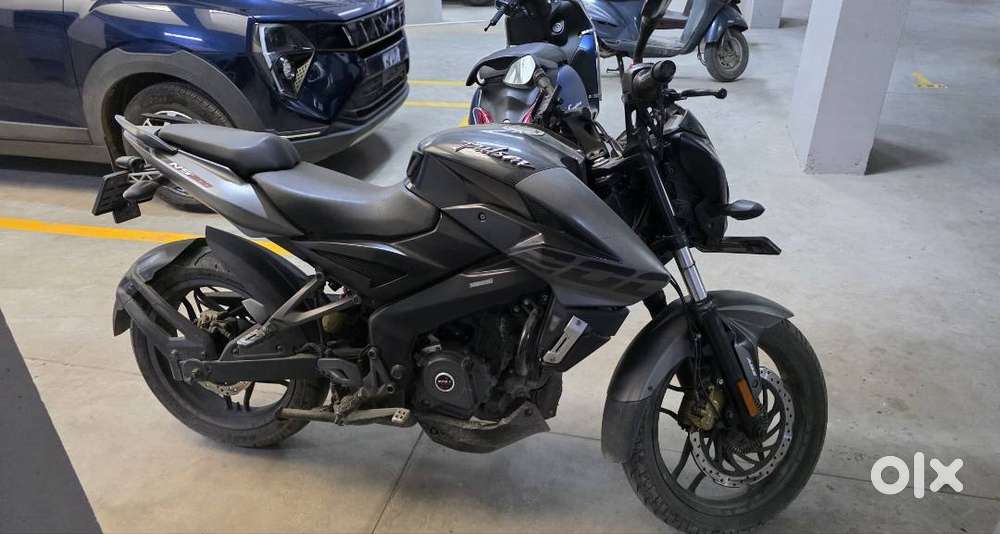 PULSAR NS200