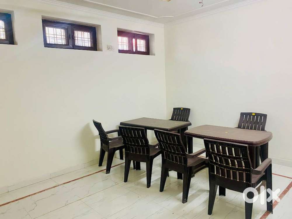 Semi-Furnished Office Commercial Basement  Rent at Chitrakoot Vaishali