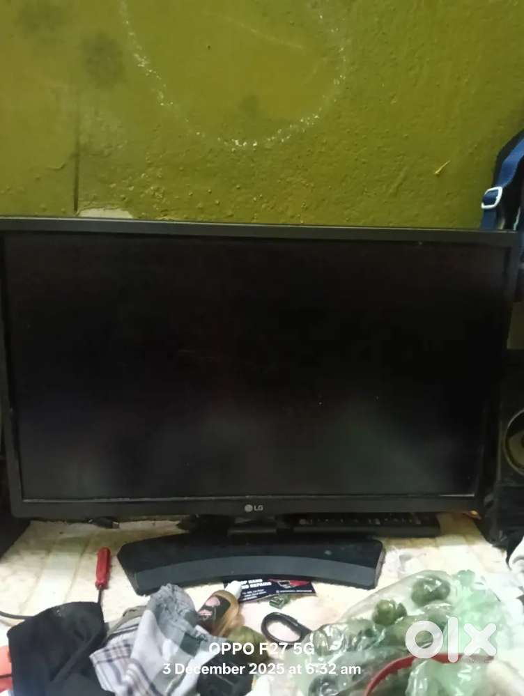 Lg led tv with wall mount facility
