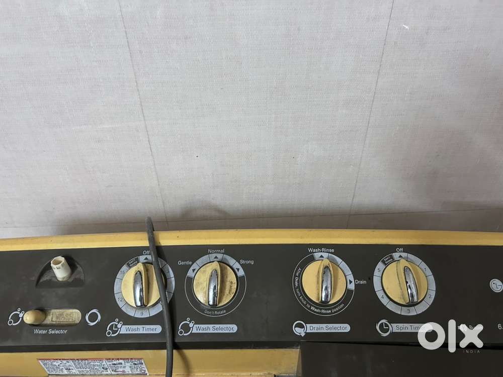Semi Automatic washing machine