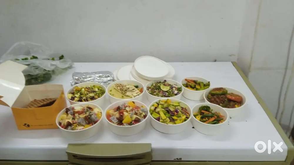 Coomies chef for mohali & chandigarh freshers also need