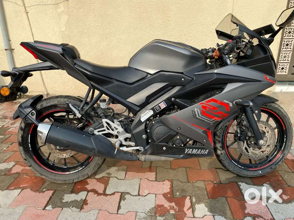 R15 V3 good as new