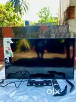 Panasonic 32 Smart Android LED 1080P TV(panel complaint minimal)