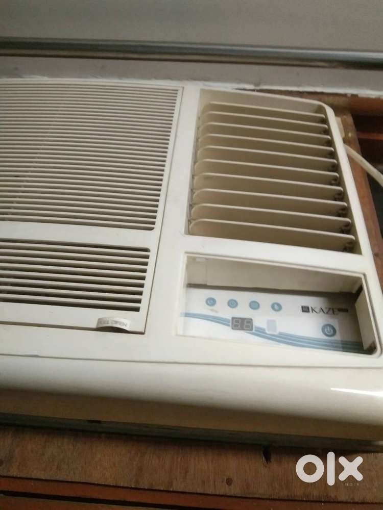 Hitachi Window Ac, 1.5 ton AC