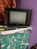 800 rupees