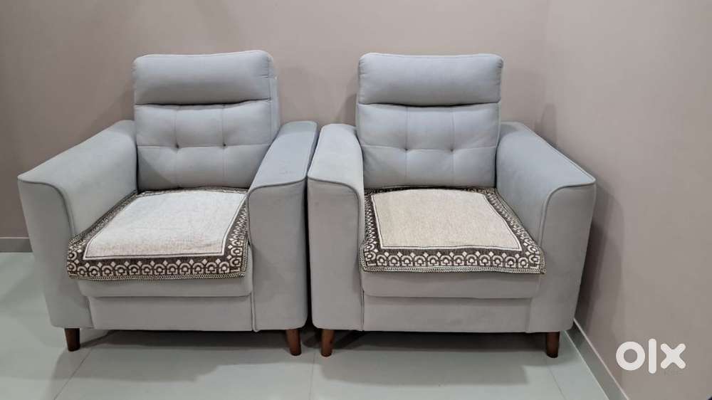Sofa single 2 nos