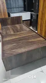 Sale sale sale brand new deewan cum single bed available factory price