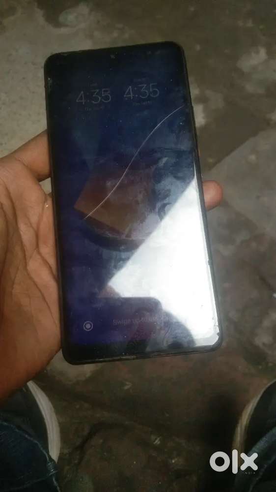 Redmi full ok report back sahi karka dawa gya