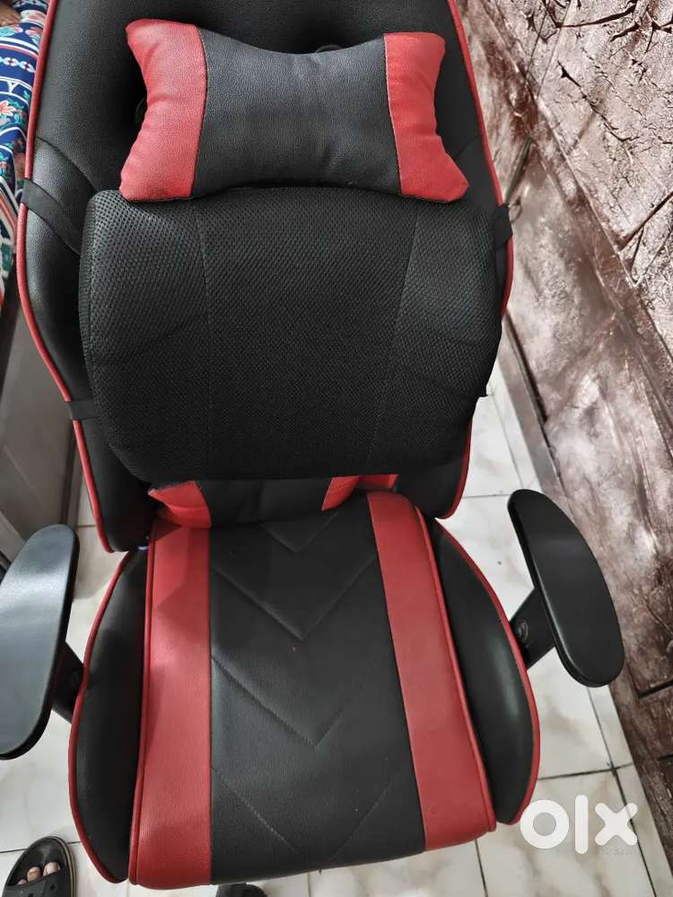 Gaming Chair for Sale – Black & Red  ₹4,550