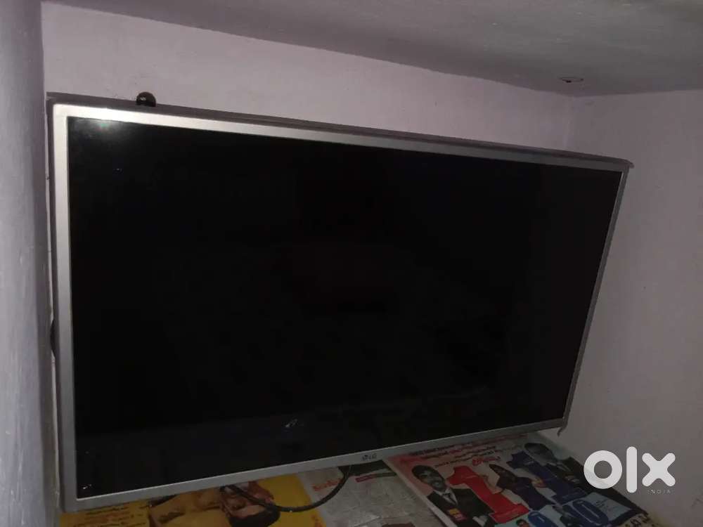 LG TV  arjent money for sale