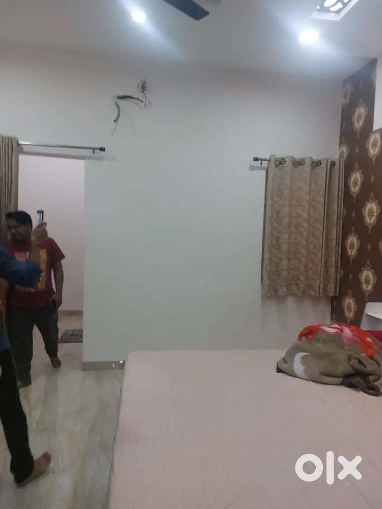 Duplex on rent in Dhanlaxmi society nipania