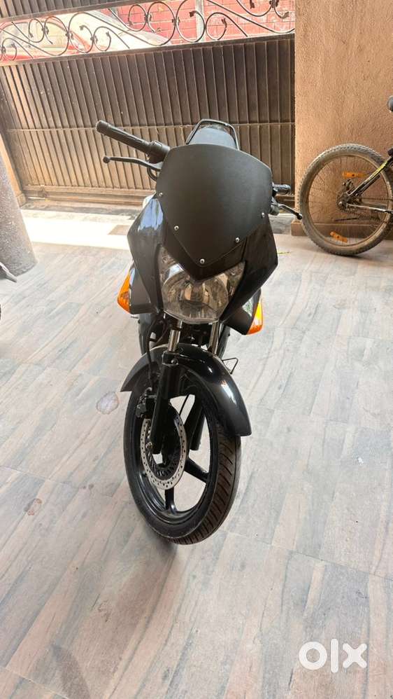 Hero honda karizma