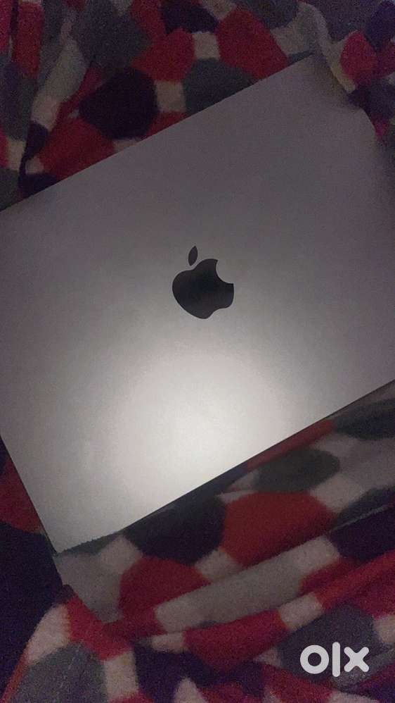 M2 Air 2023, Liquid Damage , But motherboard and all is fine .