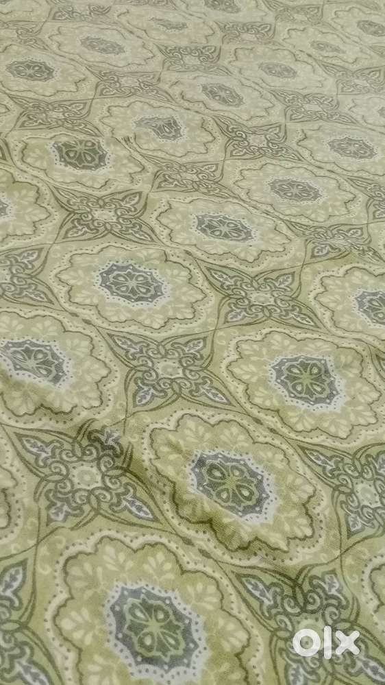 2room set available for girls only