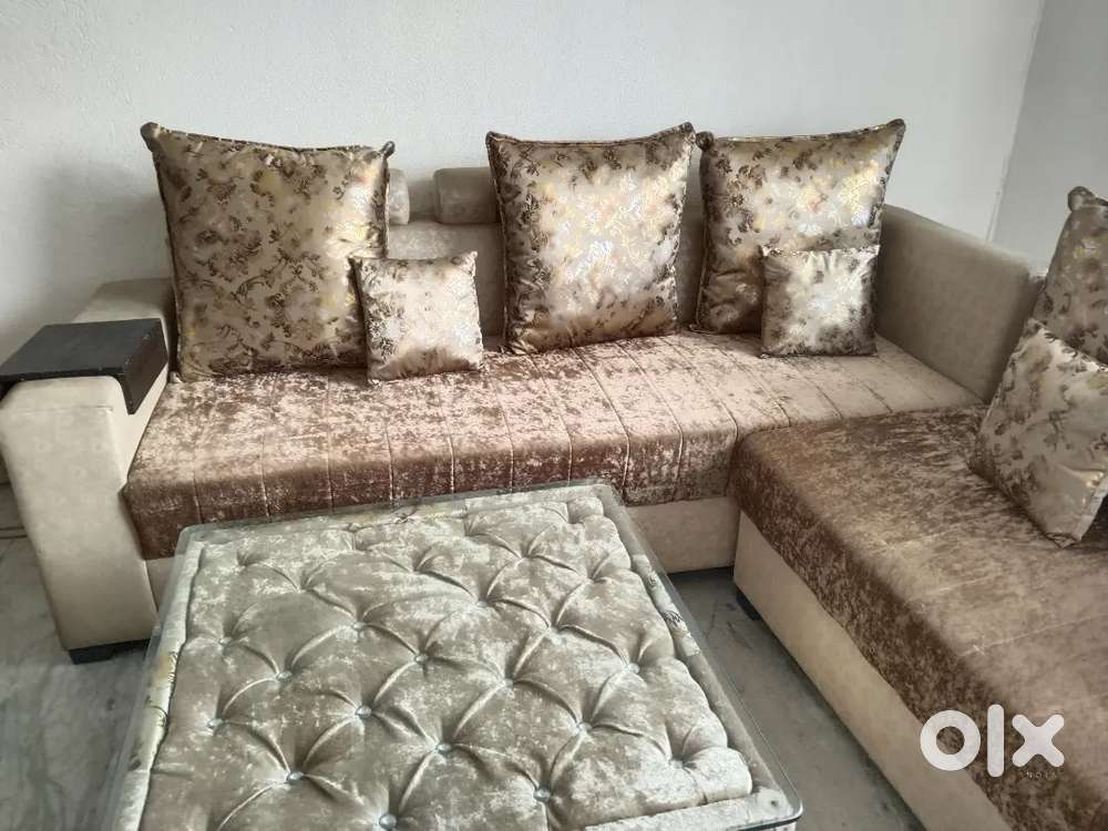 Sofa And Table For Sale Urgently