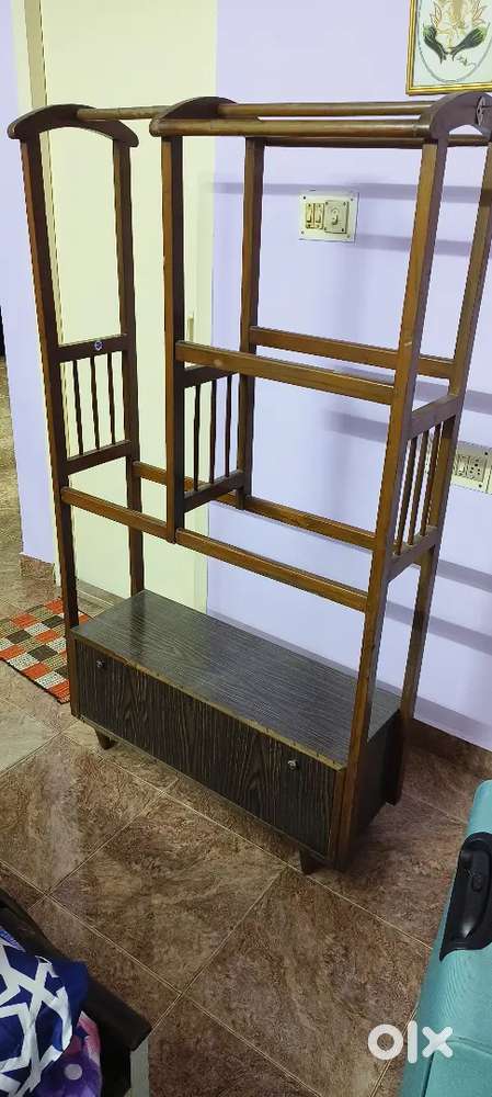 Cloth hanger