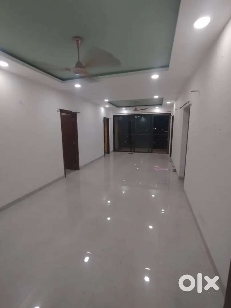 3 BHK full Funriend flat for rent Prime location