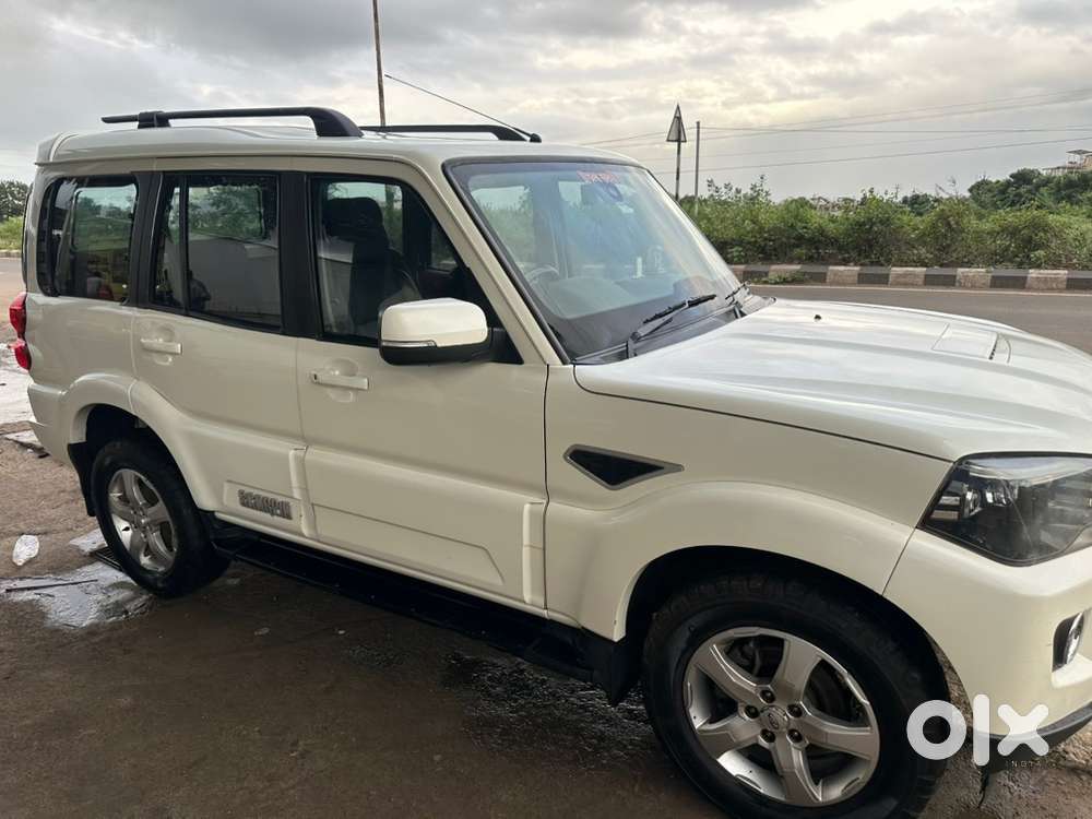 Mahindra Scorpio 2018 Diesel Well Maintained