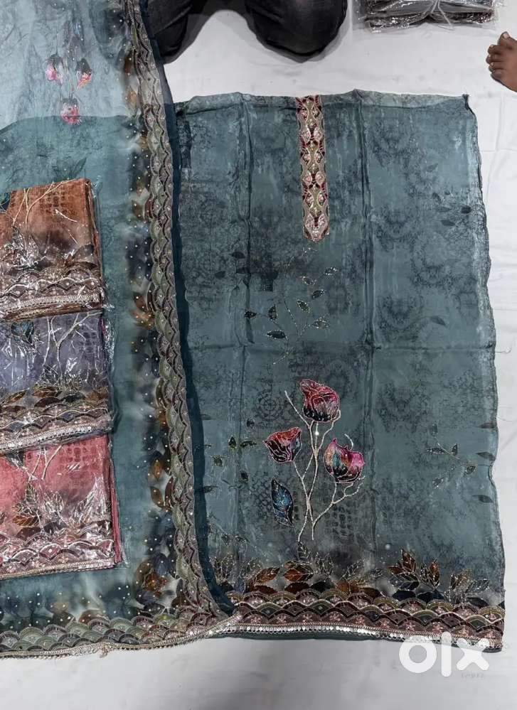 Embroidery service