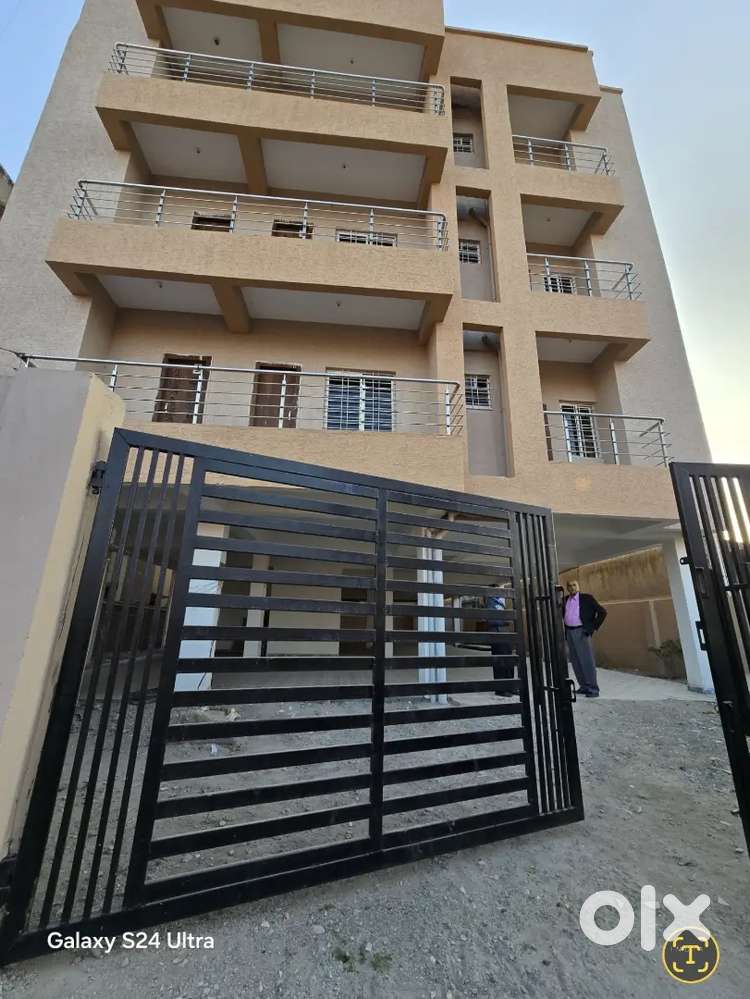 Ready to move apartment for sale.