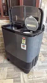 Realme washing machine 1.5 year old 5 star 8.5 kg{ in warranty}