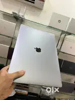 Apple Macbook Pro i7 / 16/512 + 4 Gb Dedicated GPU &  with Touchbar