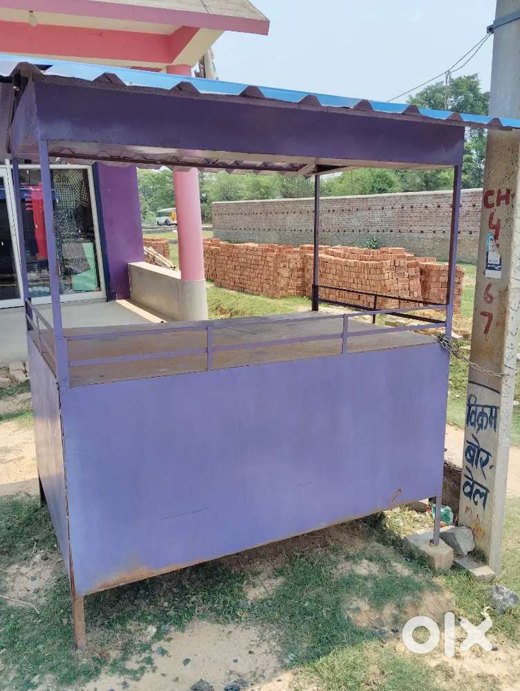 Heavy Iron Food Stall with Waterproof Roof