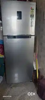 4 year old Fridge