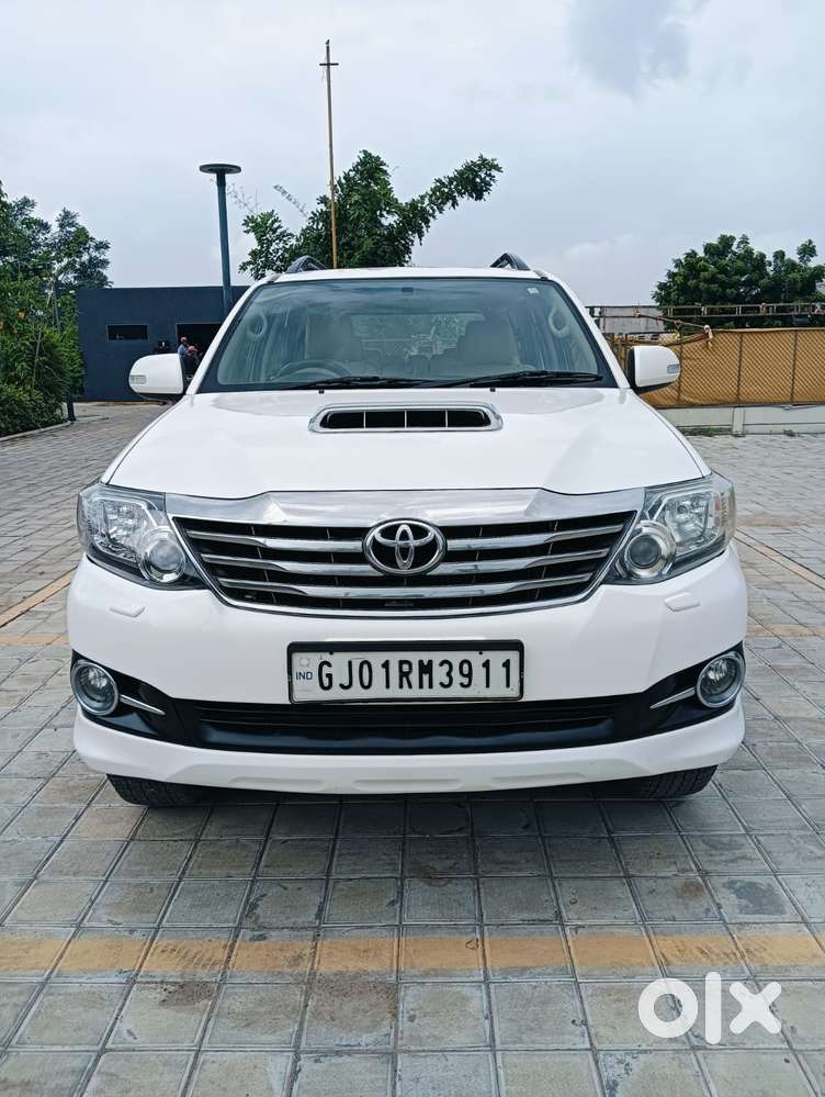 Toyota Fortuner 2011-2016 4x2 Manual, 2015, Diesel