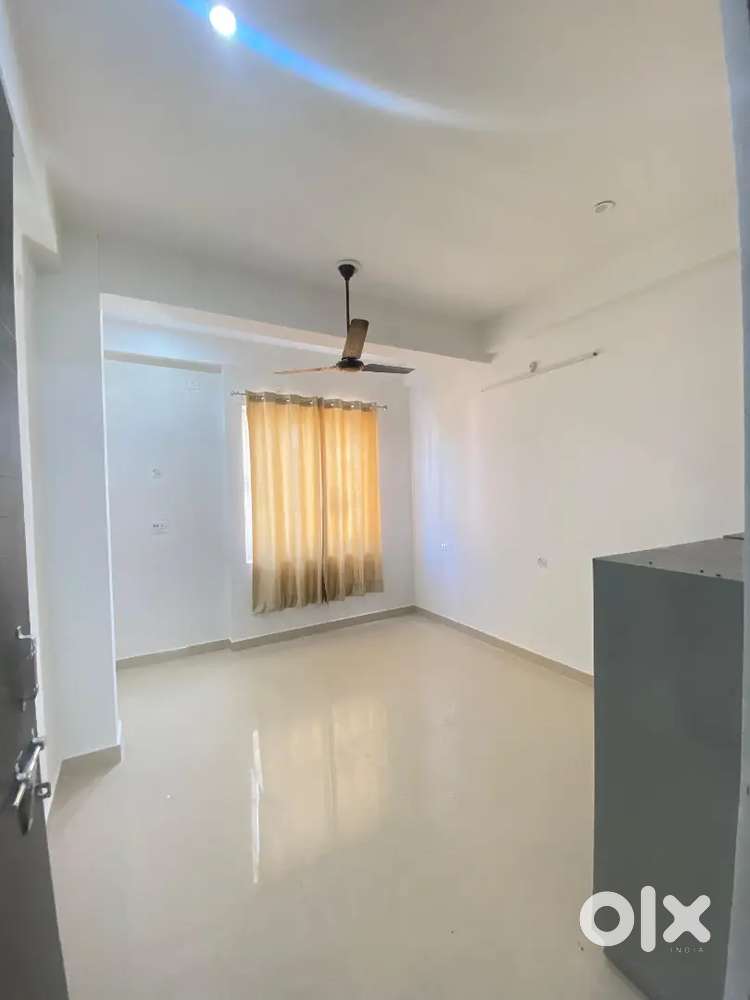 2bhk Ramnagar flat for rent
