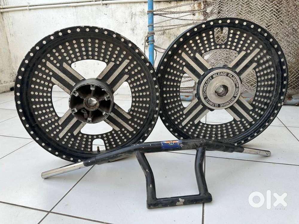 royal enfield mac wheel and handle