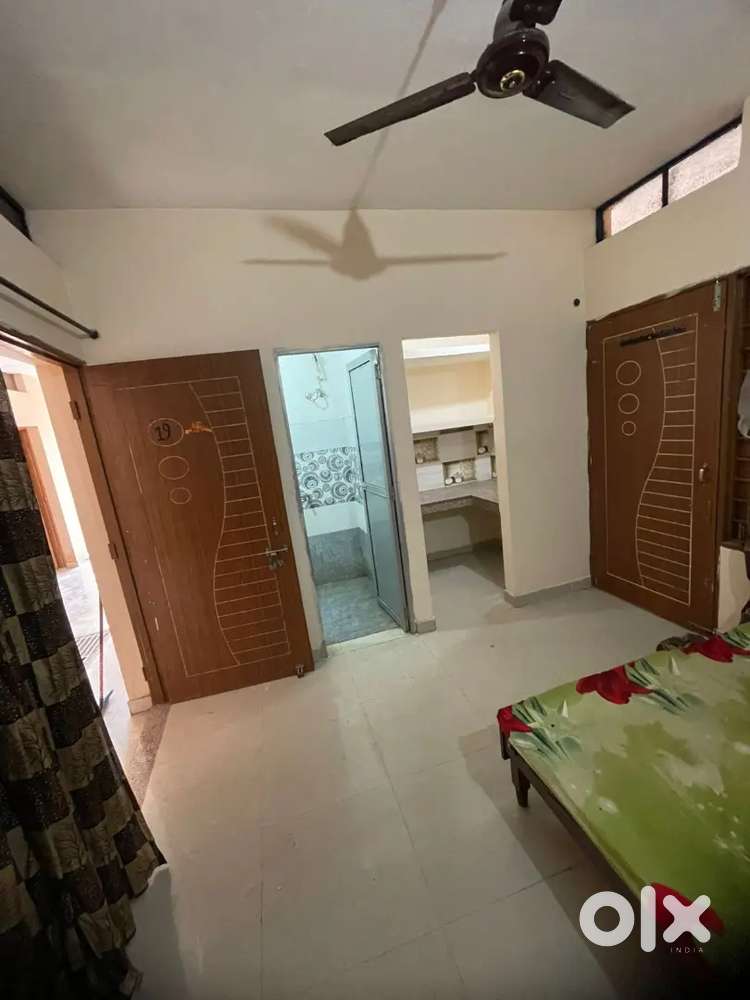 We are providing fully furnished rooms in Mohali