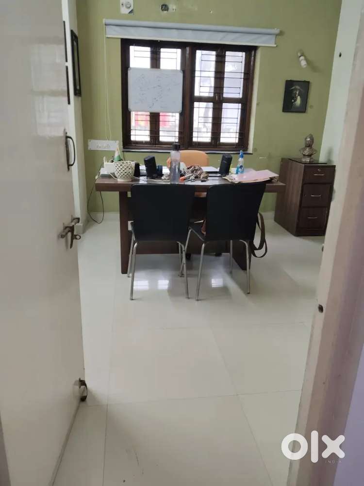 1200sft Office w Cabin, conference,, 5-8 seats+ pantry 300 sft balcony