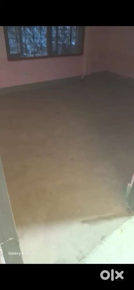 Single room for rent at bhangagarh area near smart Bazar.