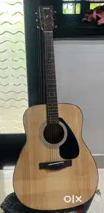 Guitar Yamaha F-280