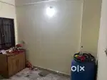 10 number mkt wale Main Road par 2BHK flat for sale