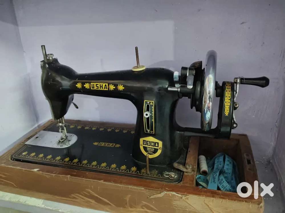 USHA TAILOR MACHINE-