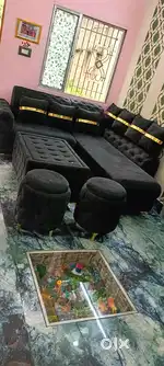 I am selling my new sofa set 10 days old
