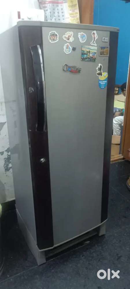 LG single Door Fridge in Very Ok Condition
