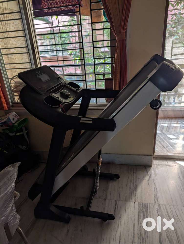 Want to sell my treadmill (only 2 months old)