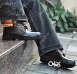 Black shoe at low price