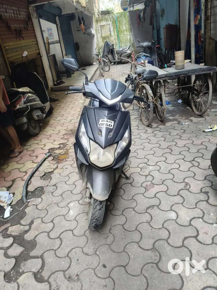 Honda Dio bs4 just buy and ride without transfer all documents clear